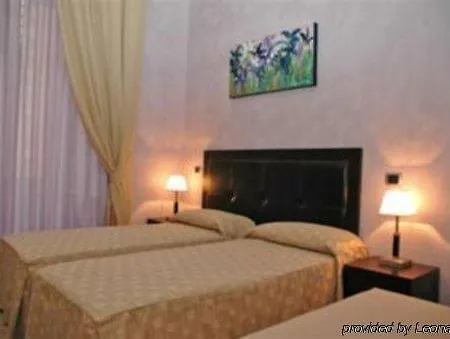 Hotell Le Petit Monterotondo (Lazio)