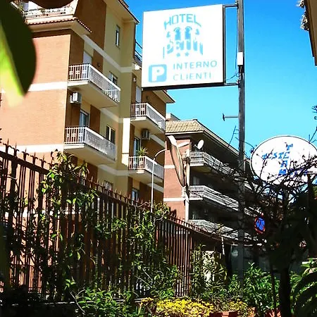 Le Petit Hotel 2*