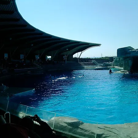 Le Petit Hotel 2*