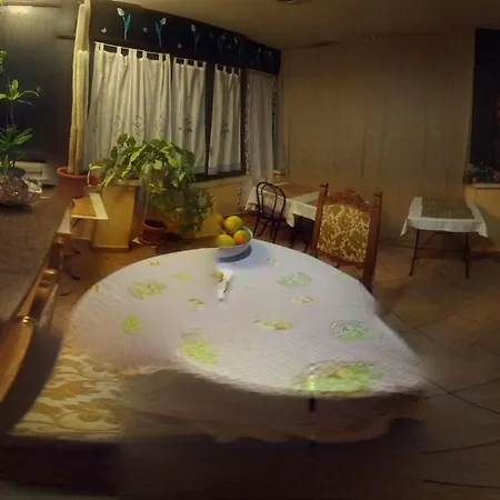 Hotell Le Petit Monterotondo (Lazio)