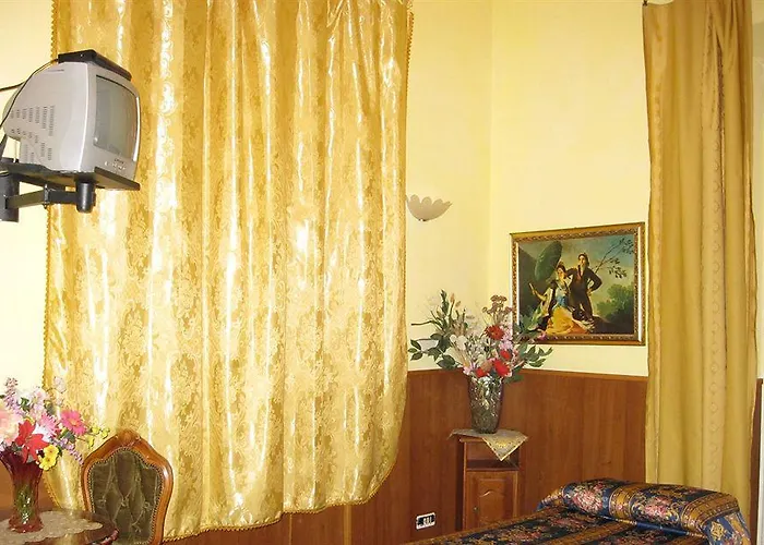 Hotel Le Petit 2*